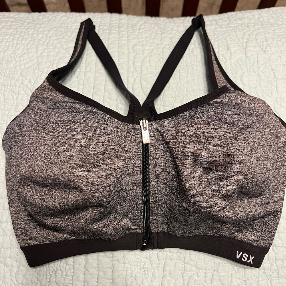 Victoria’s Secret lined sports bra